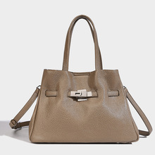 �r��ţƤ�K���P���Ů�߼���С���й������ͨ�چμ�б������ذ�