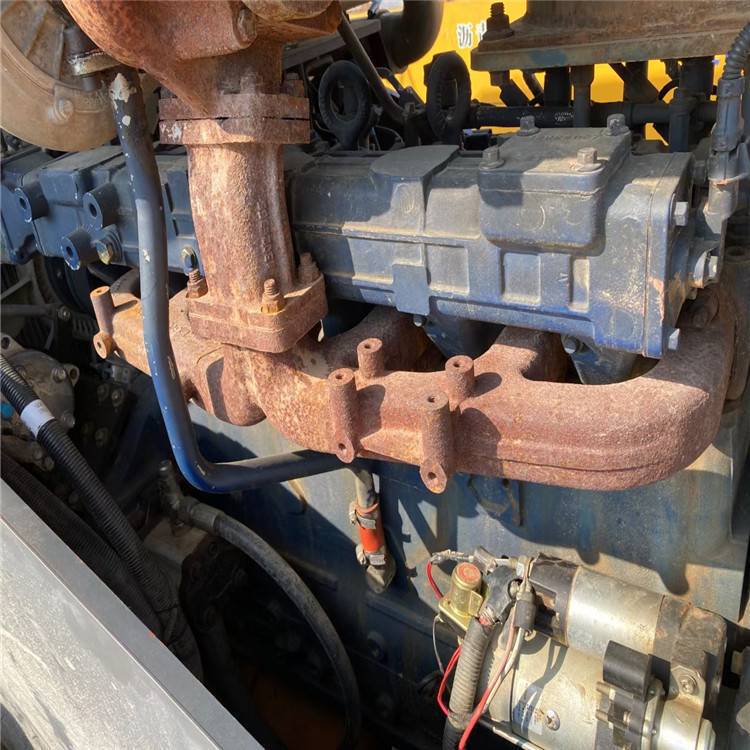 8成新柳工26吨压路机，电喷发动机