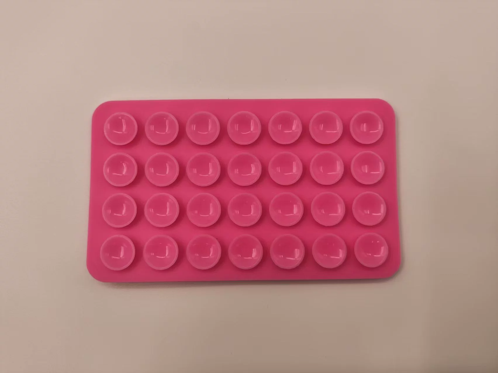 Silicone double-sided phone pad, square, 28-stud, sizes 32/40 mm, customizable colors