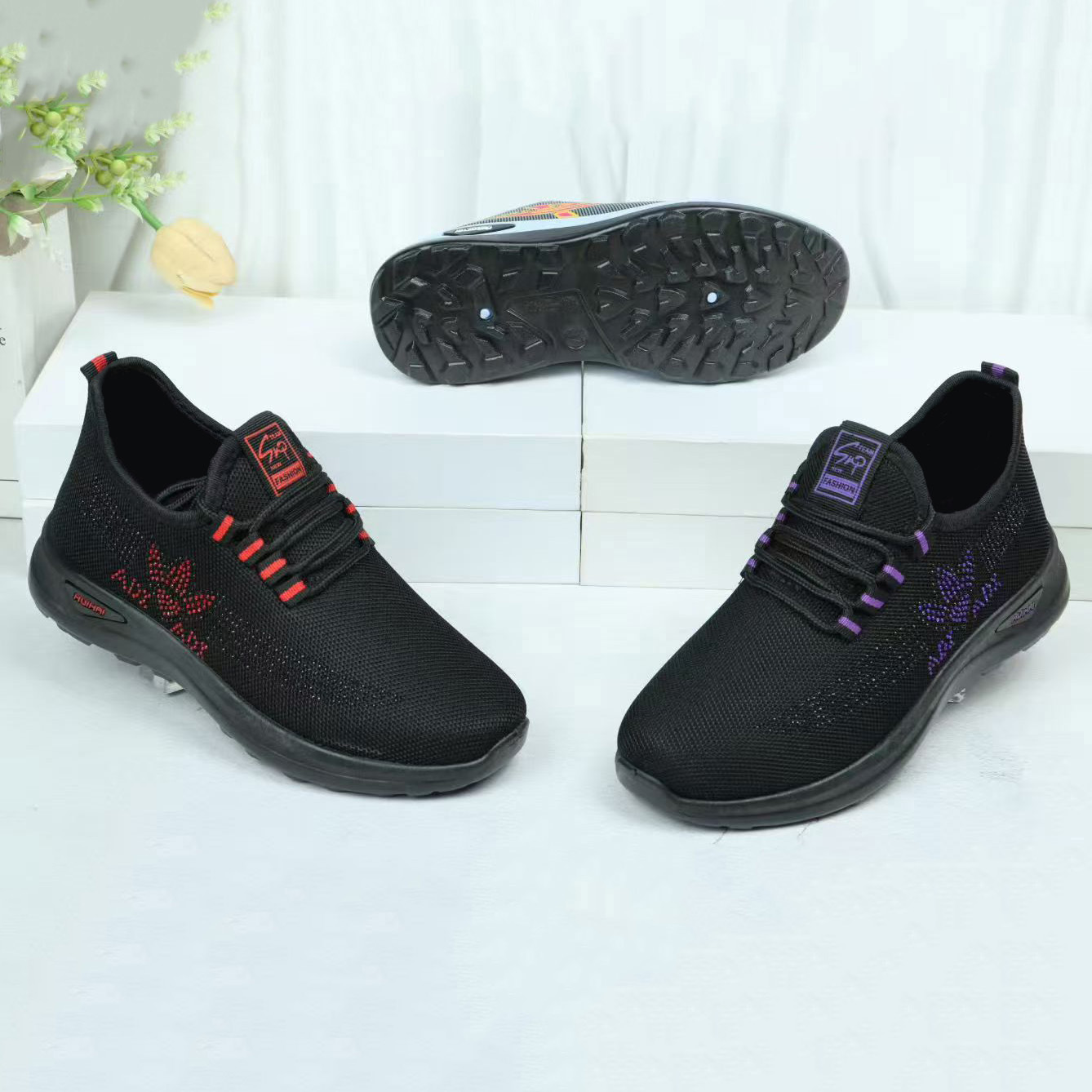 Spring and Autumn Single Shoes Women's 2025 Spring Old Beijing Cloth Shoes Casual Fashion Sports Women's Fair Stall Supply