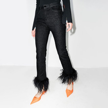 街头帅气个性长裤女2024春季新款时尚高腰显瘦拼接羽毛直筒牛仔裤