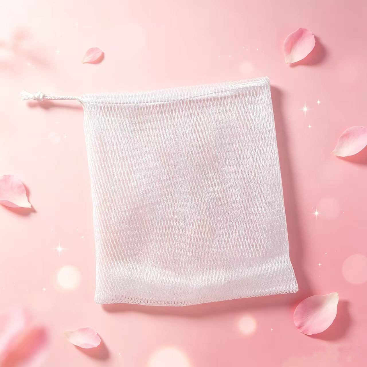Wholesale foam net for deep cleansing, handmade soap, and facial cleanser; double-layer foam net with hanging feature