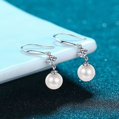 XDY's New Year 2024 925 Pure Silver Earrings for Women, 8mm Freshwater Pearl Earrings with Four-Claw Design, 30 Minutes of Moissanite Earrings