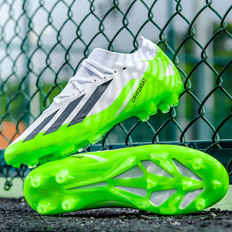 Zapatos de fútbol Putian transfronterizos hombres y mujeres césped artificial de césped ag clavos largos zapatos deportivos de entrenamiento de estudiantes juveniles