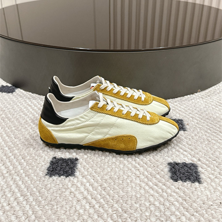 High-End 2025 Early Spring New Lace-Up Flat Round-Toe Leather Casual Sneakers for Women