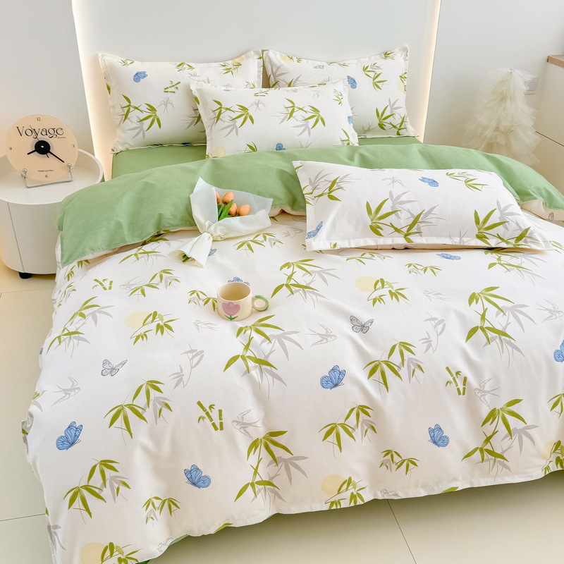 Ensemble de quatre draps-housses simples en coton brossé épais et frais, et de trois housses de couette simples en gros._voghion.com