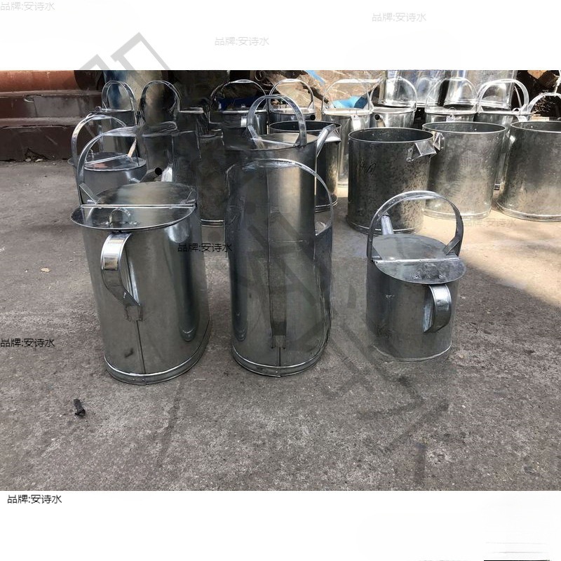 纯手工制作带盖垒装油桶加油桶长嘴德株油壶白铁皮备用