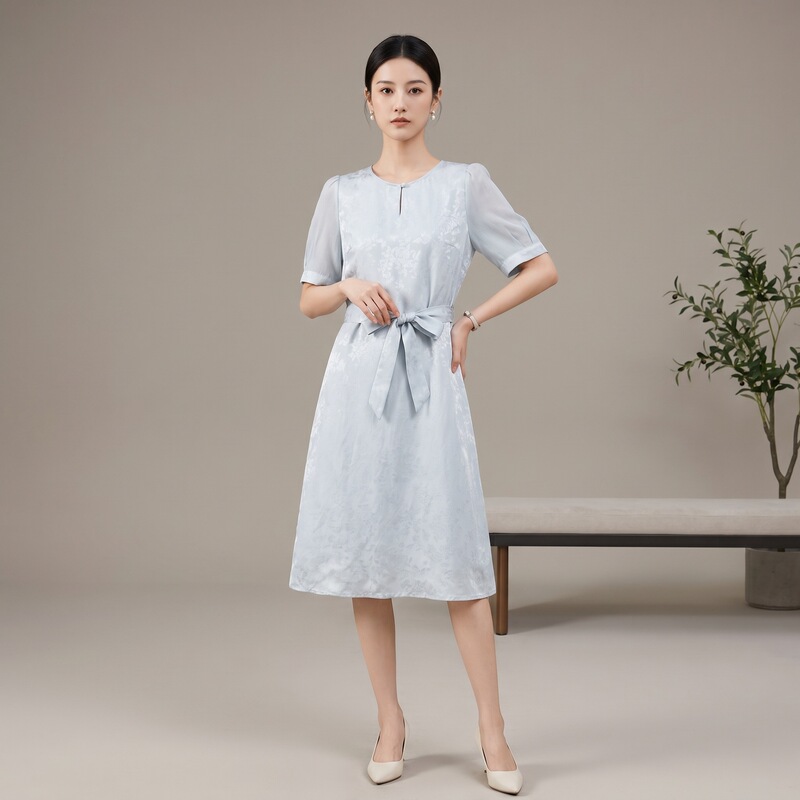 Summer Short-Sleeved Silk Dress Women's New Commuter Mulberry Silk Jacquard Skirt Mid-Length Slimming Look A-Line Skirt Summer Short-Sleeved Silk Dress Women's New Commuter Mulberry Silk Jacquard Skirt Mid-Length Slimming Look A-Line Skirt