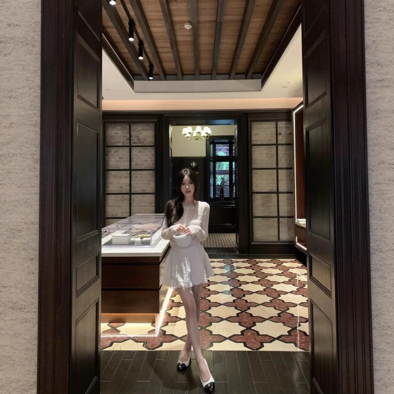 French Style White Knitted Cardigan for Women 2025 Summer New Style Simple Lazy Waist A-Line Skirt Suit