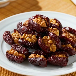 �촾�����A���Ұ��b��ʳ�S�����a�t���A���ҠI�B�Թ�150�˰��b
