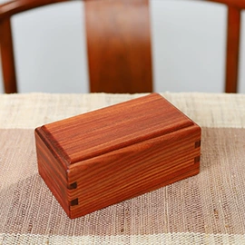 美发梳;木质工艺品;经络保健器材