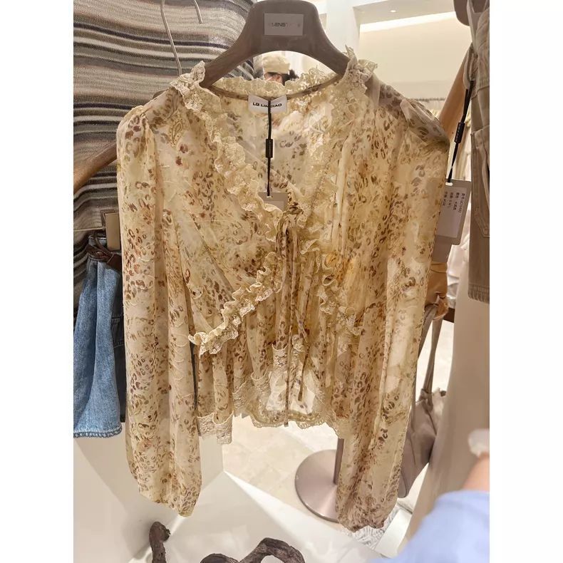 2026 Early Spring New Korean Style Casual V-Neck Long-Sleeve Chiffon Lace Shirt for Women, Slim Fit, Versatile Trendy Top