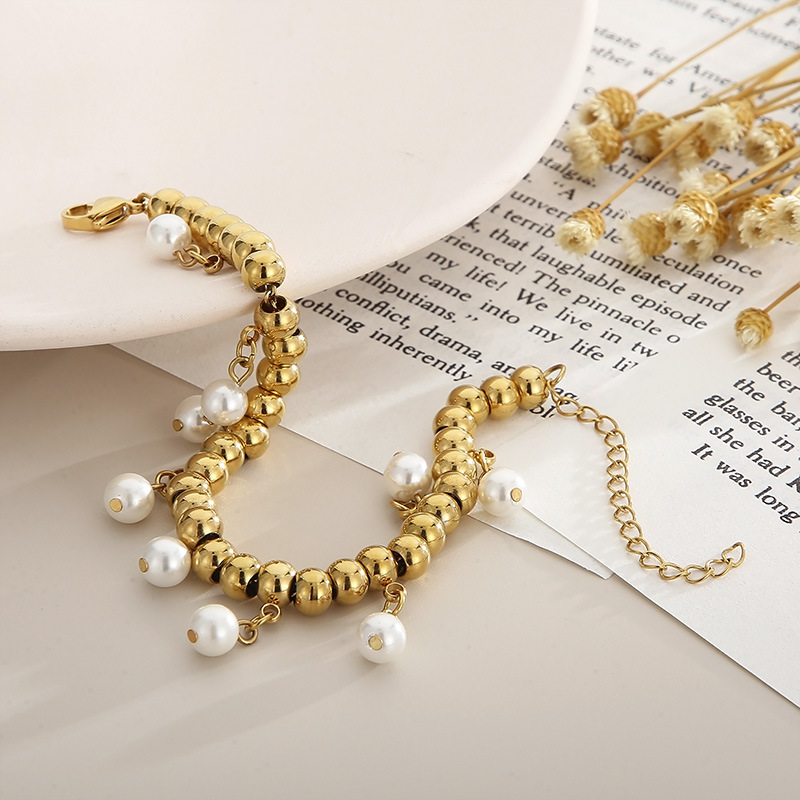 24g Weight PVD Coated Gold Plating Process 18K Gold Plated Plating Material Artificial Pearls Inlay Material Elegant Geometric Titanium Steel Gold Plated Artificial Pearls Bracelets