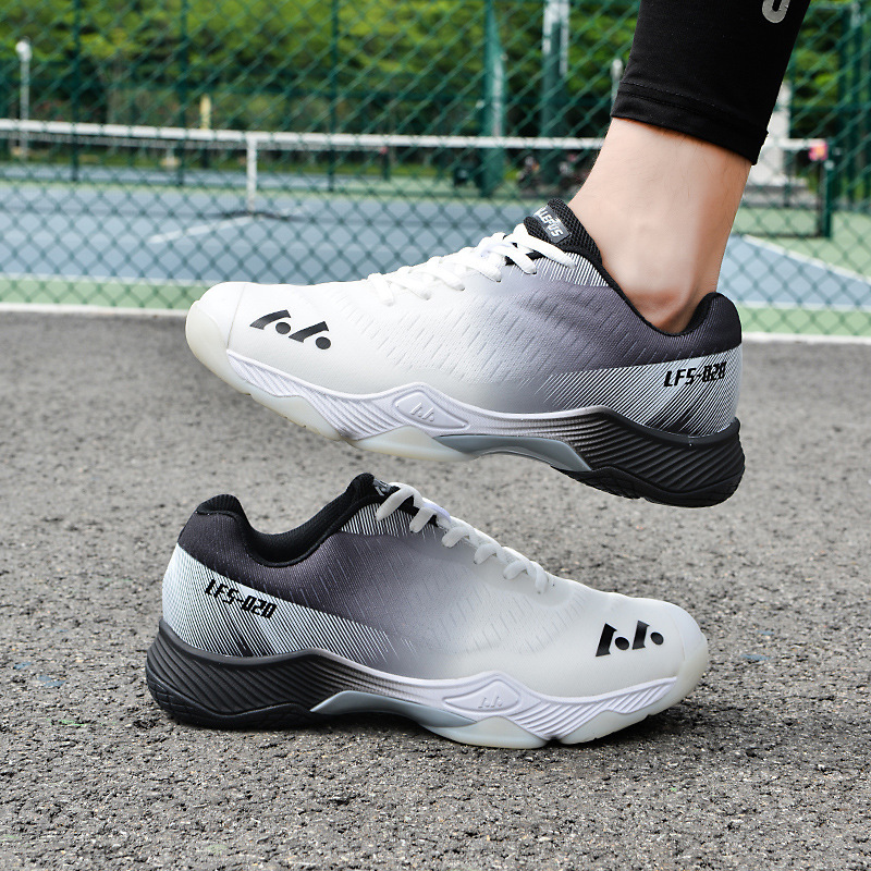 Badminton shoes men's and women's ultra-light tennis shoes adult children's flat breathable mesh volleyball shoes special sneaker Badminton shoes men's and women's ultra-light tennis shoes adult children's flat breathable mesh volleyball shoes special sneaker
