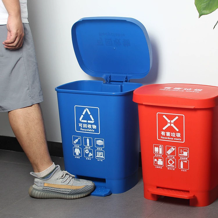 Big capacious garbage can for commercial use, suitcase for foot measurement