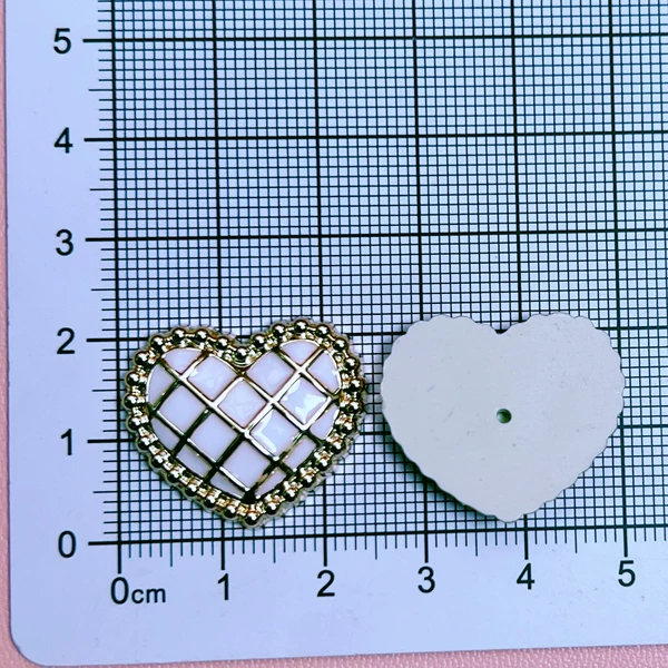 White plaid heart