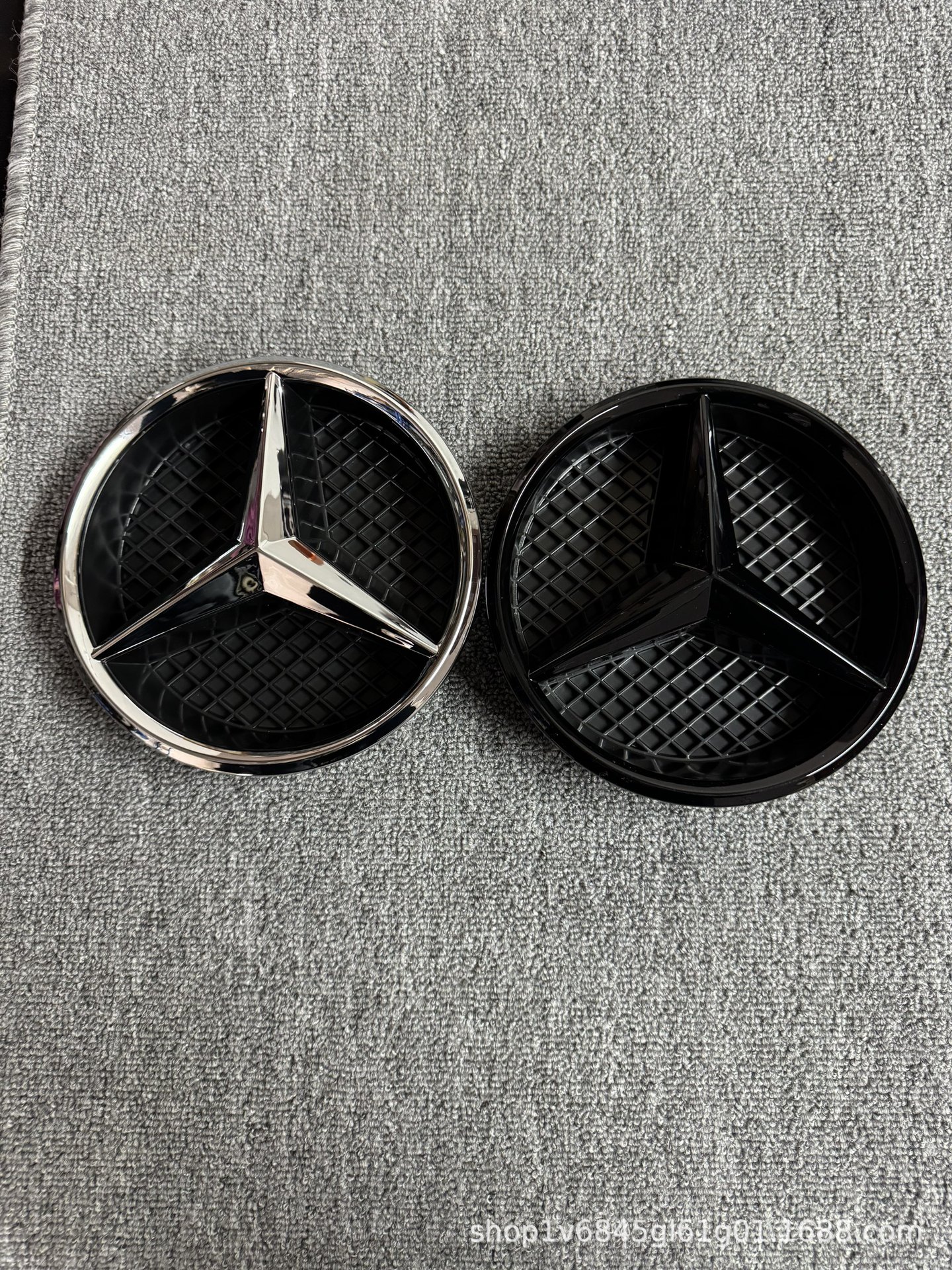 Suitable for Mercedes-Benz W205 C43 C200 C180 C260 C300 Front Grille Emblem Front Logo