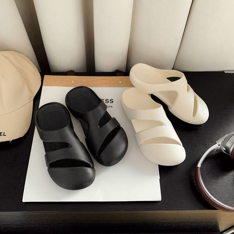 Summer Eva Water-Resistant Slippers for Women, Soft-Soled, Non-Slip, Beach-Ready, Closed-Toe, Quick-Dry Sandals for Outdoor Use Summer Eva Water-Resistant Slippers for Women, Soft-Soled, Non-Slip, Beach-Ready, Closed-Toe, Quick-Dry Sandals for Outdoor Use