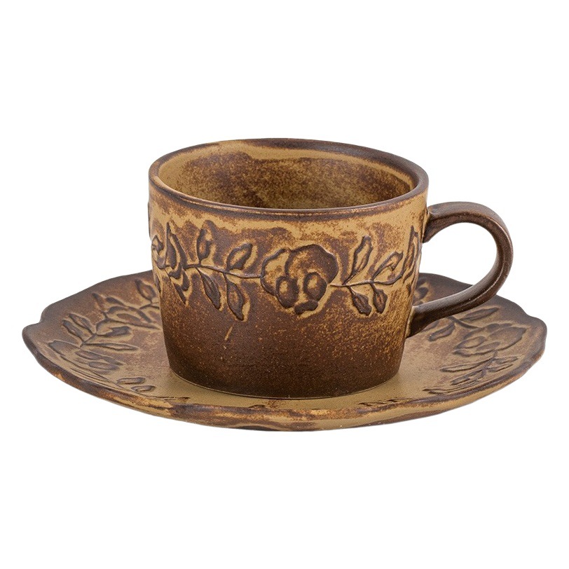 Antigua rima completa [Corazón-movimiento de un vistazo] antigua taza de café en relieve y platillo taza de gres de lujo de estilo europeo