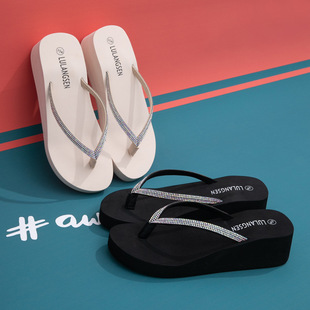 Cross-Border New Summer Flip-Flops with Colored Diamond Herringbone Slippers for Women, Fashionable and High-End Platform Thick-Soled Flip-Flops for the Beach