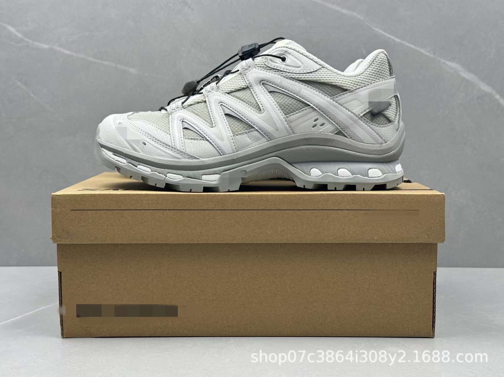 White gray xt-quest (sneaker size)