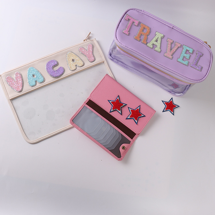 新品热卖PU闪粉自粘免烫粉英文字母贴服装包包辅料装饰字母布贴