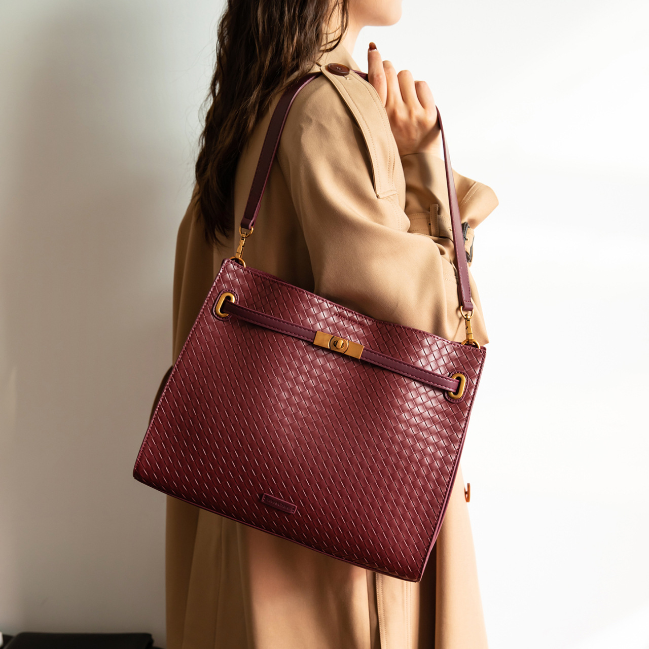 Bolsa de tejido de comercio exterior transfronterizo de mujeres alta sensación de brazo bolso de viaje universal bolso de hombro de gran capacidad mochila