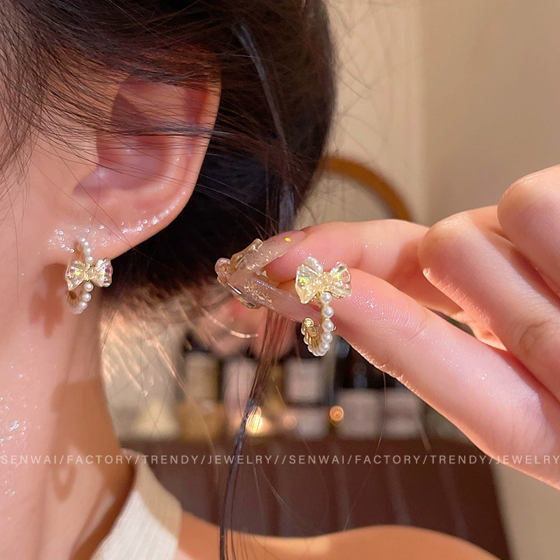 Серьги из серебра 925 с жемчужным бантиком, микровклейка цирконием, стиль 2026