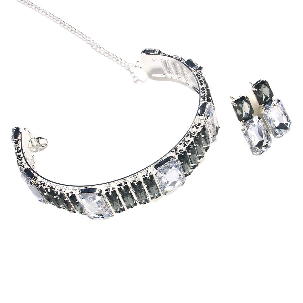 Europeo y americano elegante joyería traje de alto grado exagerado cuadrado collar simple pendientes joyería conjunto de joyas