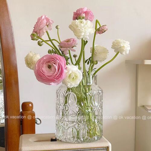 Retro Instagram bubble glass vase, peony fresh flowers, floral arrangement, water culture, home decoration, interior decoration for studio