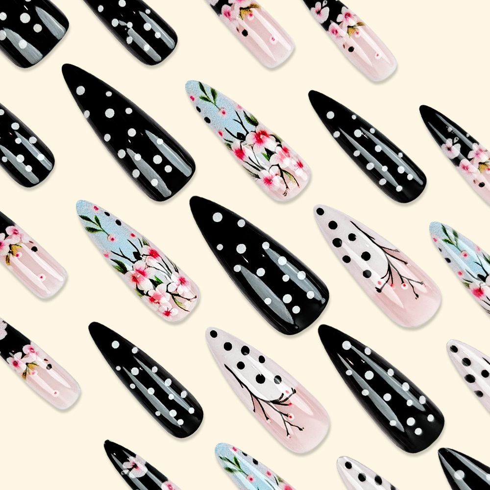 Unas de flores de cerezo pintadas a mano de estilo chino largo y agudo, 24 piezas de uñas falsas en blanco y negro. image 5