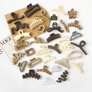 Factory direct sales Maillard-style frosted high-end exquisite hairpin style hairpin with large hair volume and back of the head