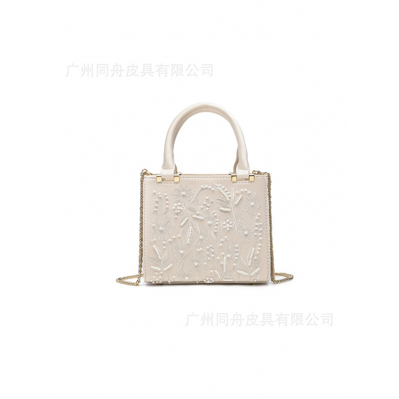 2026 Pearl Embroidered Fashion Handbag, Silk Satin Texture Hard Bag, Light Luxury Floral Embroidery Shoulder Bag 2026 Pearl Embroidered Fashion Handbag, Silk Satin Texture Hard Bag, Light Luxury Floral Embroidery Shoulder Bag