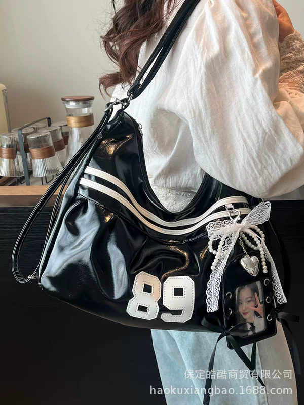 Shoulder bag, capacious backpack, one-shoulder bag, high-end