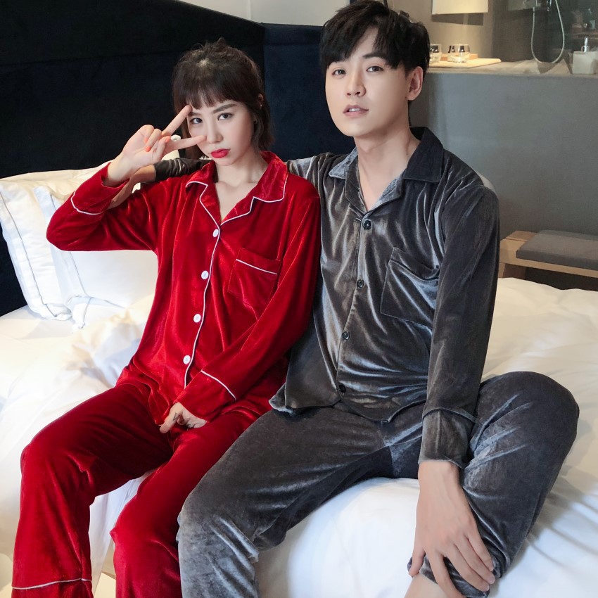 Oro de terciopelo pareja pijamas de las mujeres de estilo coreano de otoño y traje de invierno más tamaño de la boda de manga larga cardigan desgaste del hogar hombres