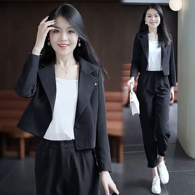 Ensemble deux pièces GraceChic 2024, veste courte, coupe slim, manches longues, style décontracté, idéal pour les petites tailles et les débuts d'automne._voghion.com