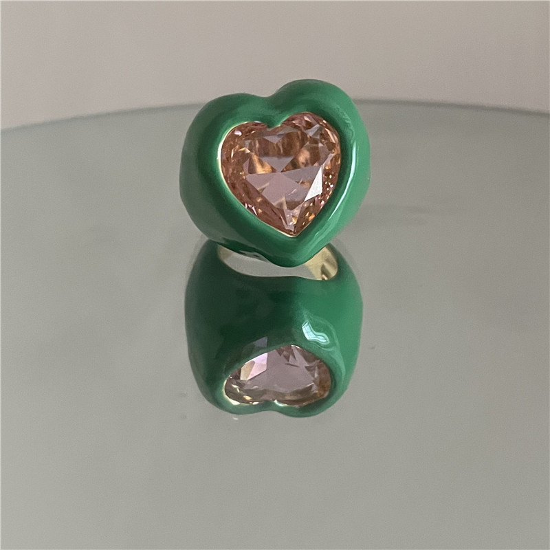 Anillo En Forma De Corazón De Pintura En Aerosol De Esmalte De Color De Piedras Preciosas Grandes De Moda Al Por Mayor Nihaojewelry display picture 8