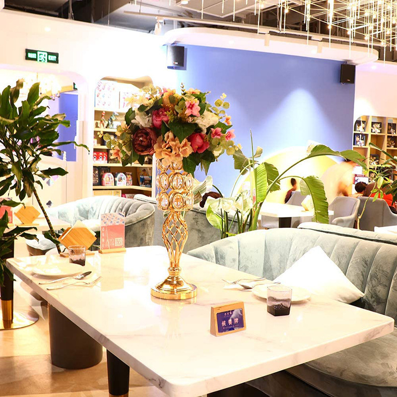 Nuevo metal de hierro forjado estilo europeo candelabros de cristal candelabros de torsión decoración de la mesa de comedor del hotel para decoración de boda para el hogar