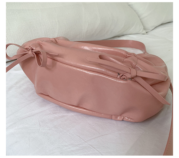 Versione coreana in morbida pelle plissettata 2024 nuovo fiocco tinta unita stile di nicchia alla moda spalla singola sotto le ascelle_voghion.com