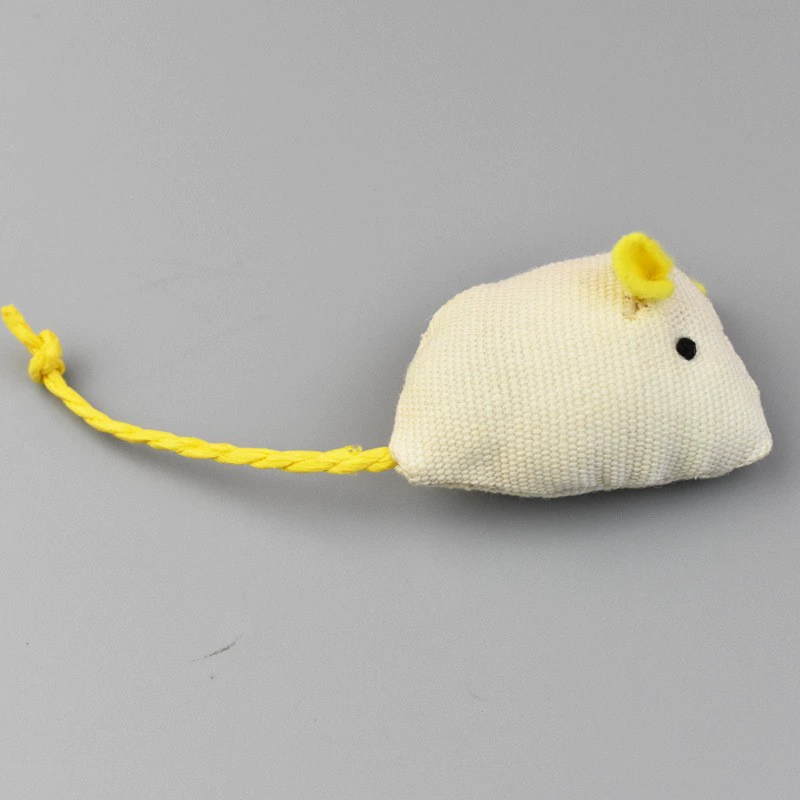 Плюшевая реалистичная игрушка — кошка