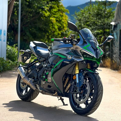 Qianjiang QJ Race 600RS four-cylinder Motosikletlər