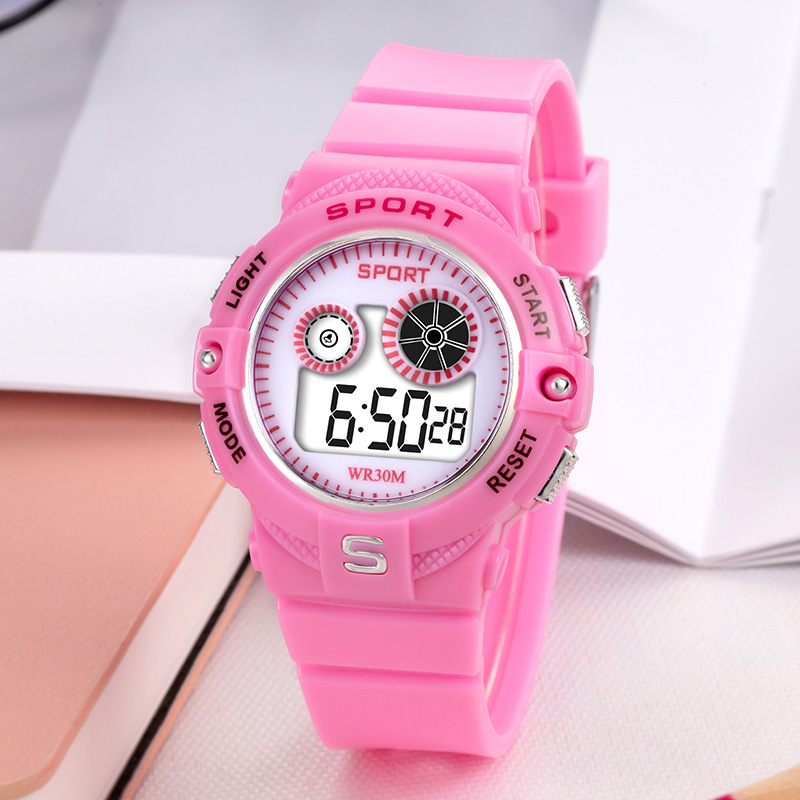 Estudiantes transfronterizos cronógrafo deportivo multifuncional tendencia de relojes electrónicos LED nocturna relojes electrónicos para niños fabricantes al por mayor