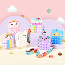 硅胶零钱包定 制卡通儿童斜跨包耳机包可爱挂件拉链硅胶包定 制