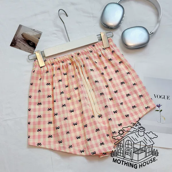 Pink butterfly shorts A