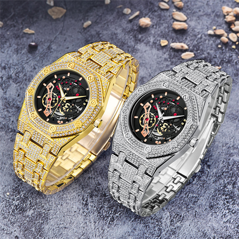 Hip hop reloj de hombre marca de comercio exterior banda de aleación de diamantes hombres de moda fresco calendario decorativo reloj de cuarzo entrega de una pieza