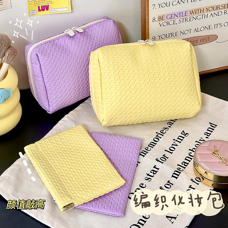 Bolsa de maquillaje simple con modelado integral bolsa de almacenamiento impermeable, corazón de una niña macarrón bolsa de cambio, bolsa de tampón