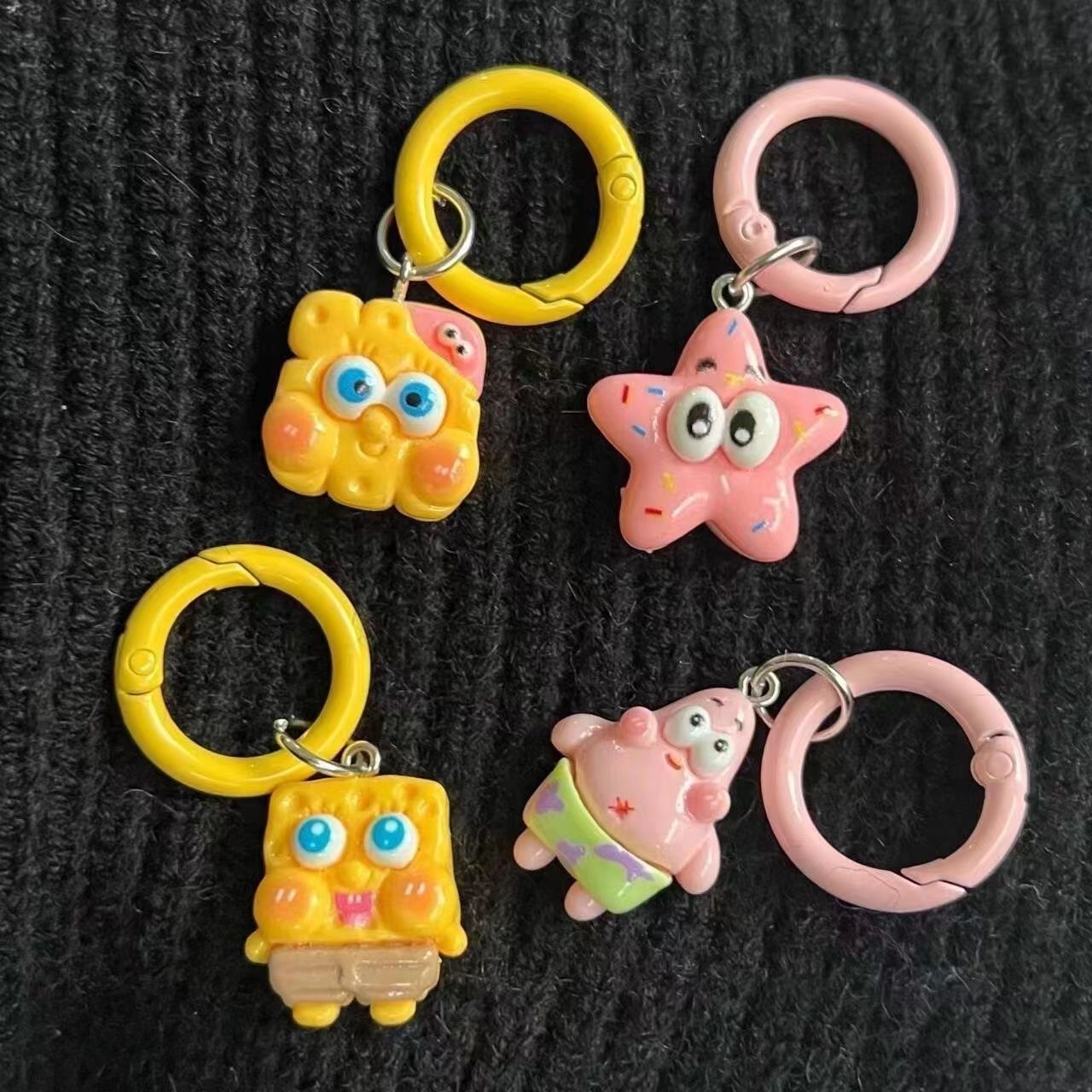 Baby Esponja pie estrella llavero lindos colgantes de dibujos animados accesorios bolsos escolares de chicas regalos amigos regalos