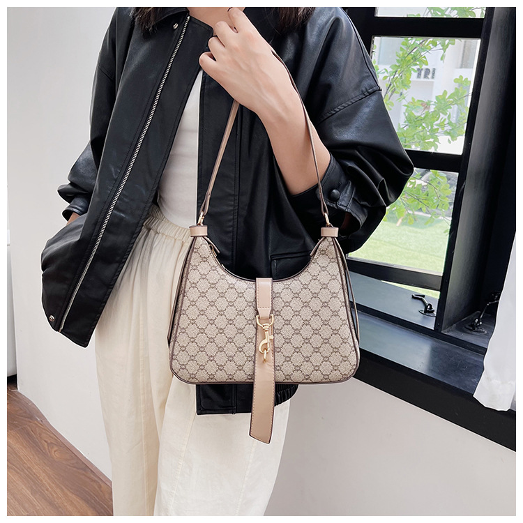 High-end Women's Armpit Bag Retro Shoulder & Crossbody Bag_voghion.com