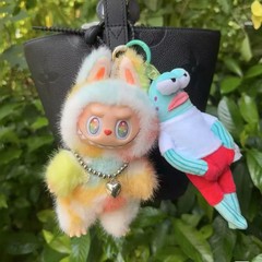 现货泡泡玛特拉布布5代 Labubu搪胶毛绒吊卡公仔钥匙扣