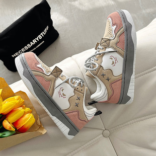 Кроссовки, демисезонная спортивная дизайнерская обувь для влюбленных, тренд сезона, популярно в интернете